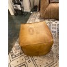 pouf cuir numéroté