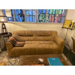 ruffed compact sofa 3 seater warrior 187x72x90cm