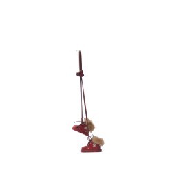 Paire chaussure de ski rouge